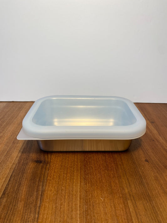 The 600 - Snacks, Sides and Food Storage Container