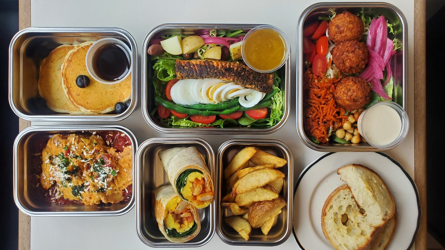 The 600 - Snacks, Sides and Food Storage Container